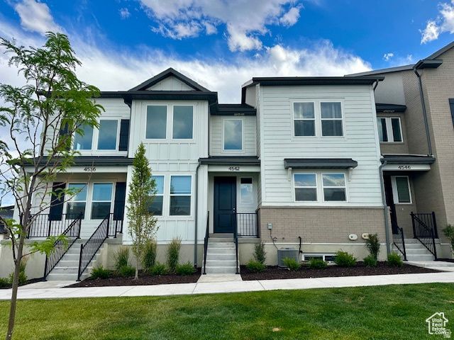 4542 W PARKES PEAK LN, Herriman, UT 84096