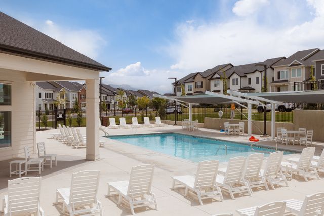 4542 W PARKES PEAK LN, Herriman, UT 84096
