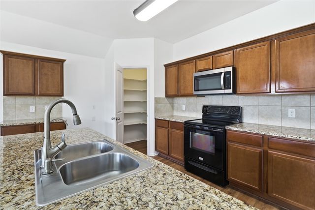 1299 Bent Grass Drive, Princeton, TX 75407