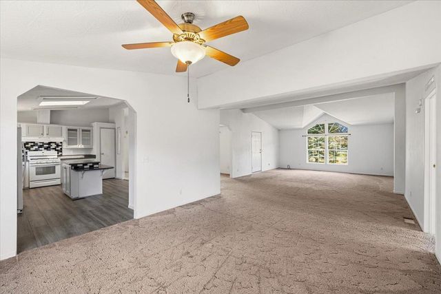 10525 Devonshire Cir, Penn Valley, CA 95946