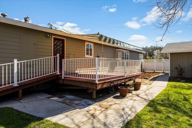 10525 Devonshire Cir, Penn Valley, CA 95946