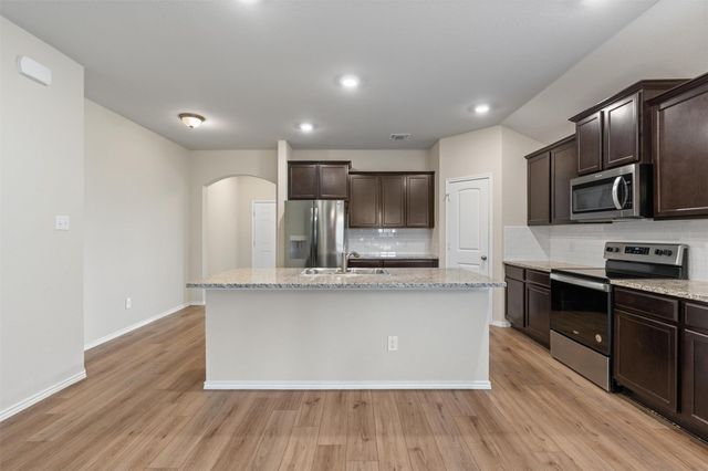 227 Reagor DR, Taylor, TX 76574