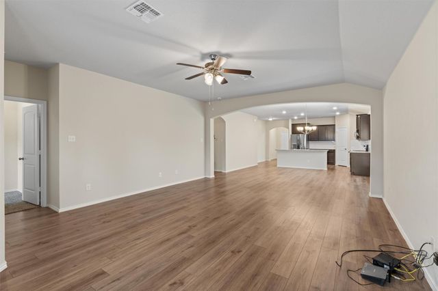 227 Reagor DR, Taylor, TX 76574