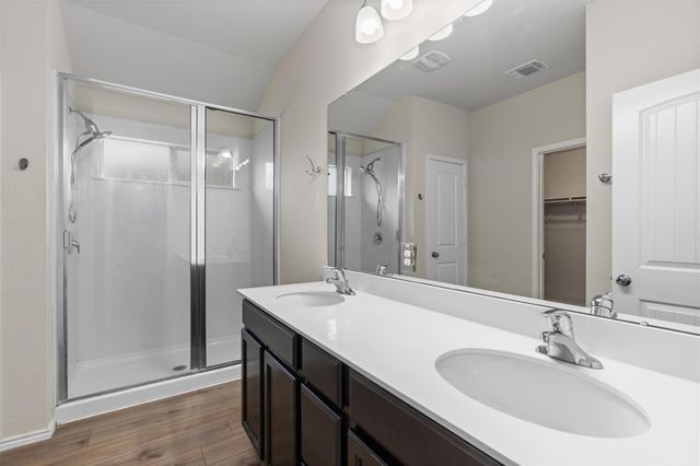 227 Reagor DR, Taylor, TX 76574