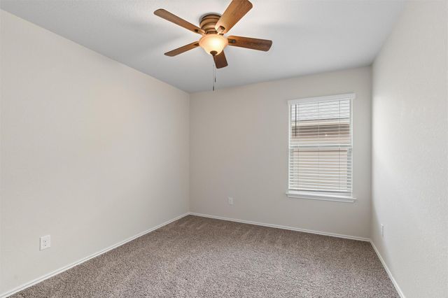 227 Reagor DR, Taylor, TX 76574