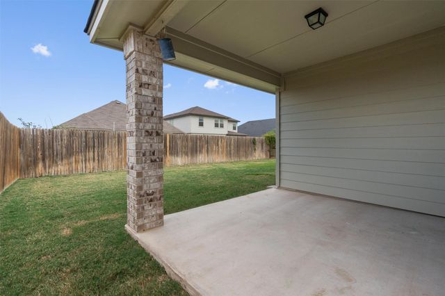 227 Reagor DR, Taylor, TX 76574