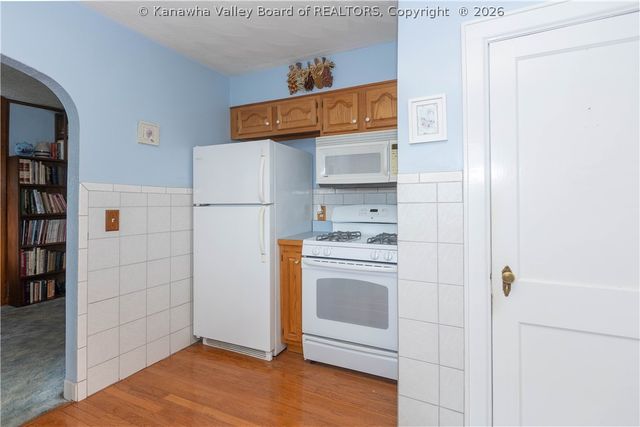 163 Myrtle Tree Road, South Charleston, WV 25309