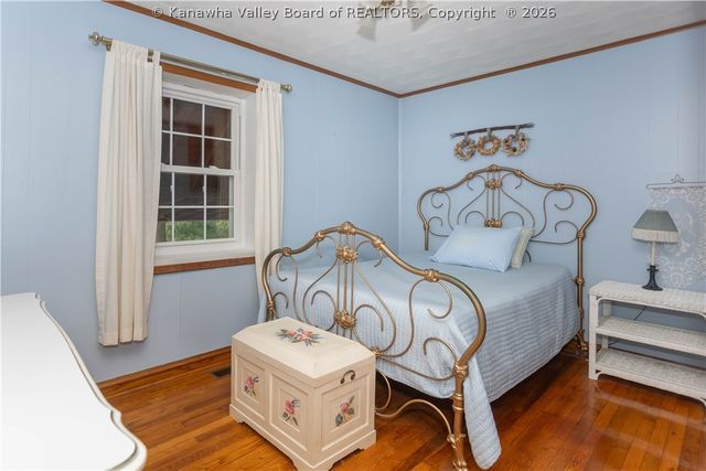 163 Myrtle Tree Road, South Charleston, WV 25309