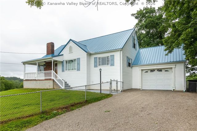 163 Myrtle Tree Road, South Charleston, WV 25309