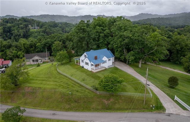 163 Myrtle Tree Road, South Charleston, WV 25309