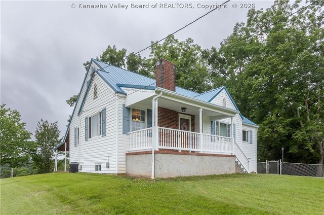 163 Myrtle Tree Road, South Charleston, WV 25309