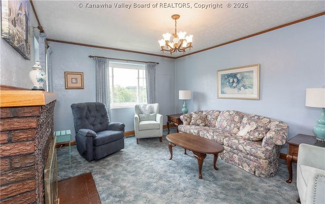 163 Myrtle Tree Road, South Charleston, WV 25309