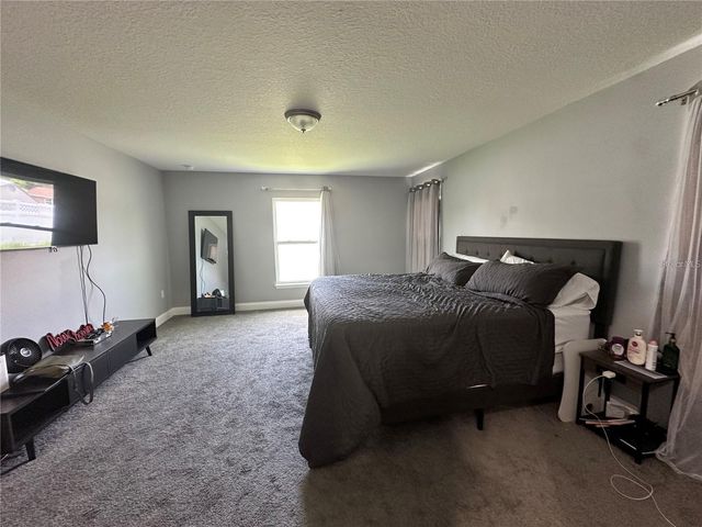 943 DERBYSHIRE DRIVE, Kissimmee, FL 34758