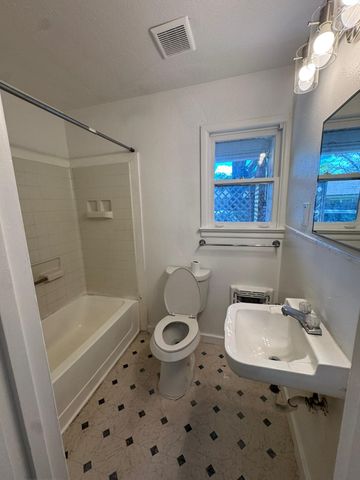 400 N Jefferson Street, Kaufman, TX 75142