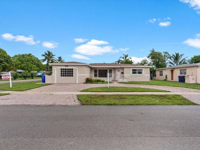 4545 NW 39th Street, Lauderdale Lakes, FL 33319
