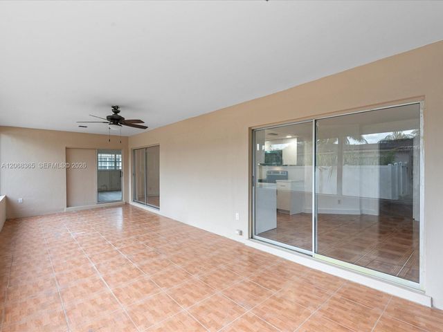 4545 NW 39th Street, Lauderdale Lakes, FL 33319