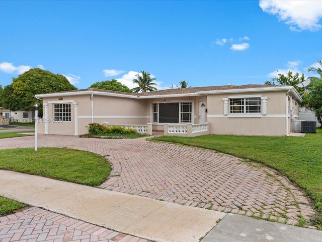 4545 NW 39th Street, Lauderdale Lakes, FL 33319