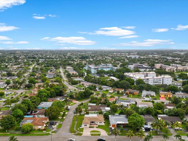 4545 NW 39th Street, Lauderdale Lakes, FL 33319