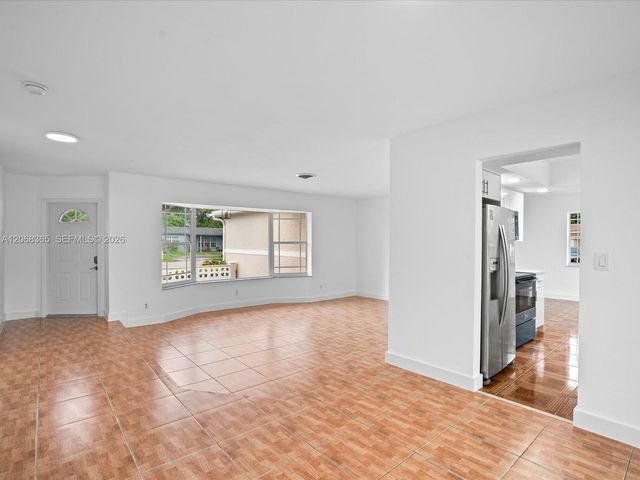 4545 NW 39th Street, Lauderdale Lakes, FL 33319