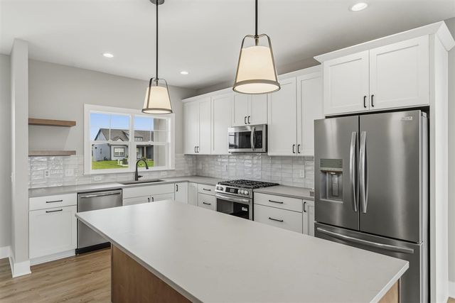 10124 Strawberry Lane, Zeeland, MI 49464