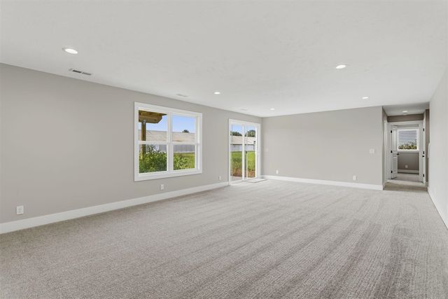 10124 Strawberry Lane, Zeeland, MI 49464