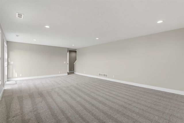 10124 Strawberry Lane, Zeeland, MI 49464