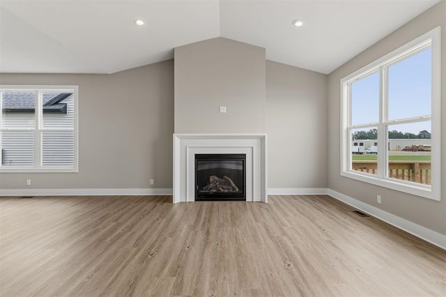 10124 Strawberry Lane, Zeeland, MI 49464