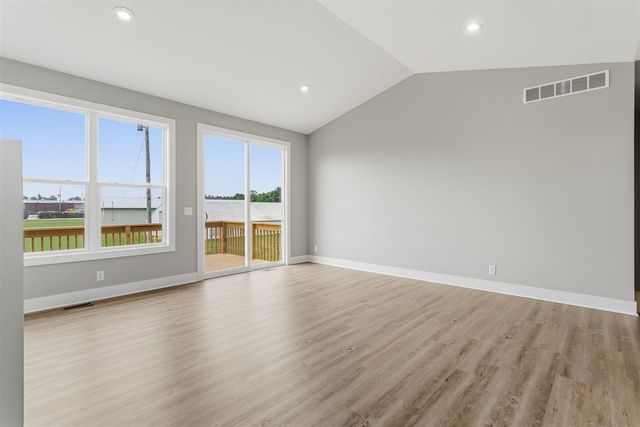 10124 Strawberry Lane, Zeeland, MI 49464