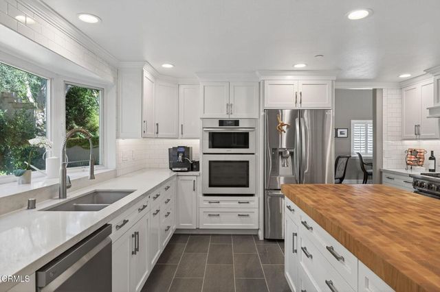 7405 Loma Vista Road, Ventura, CA 93003