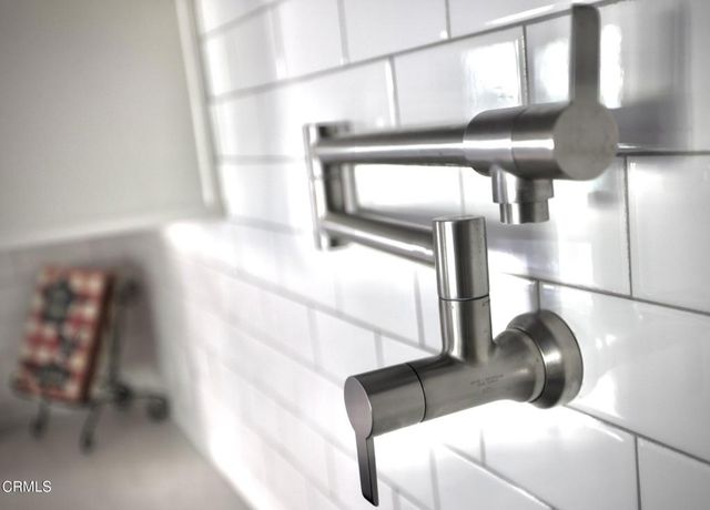 7405 Loma Vista Road, Ventura, CA 93003