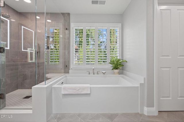 7405 Loma Vista Road, Ventura, CA 93003