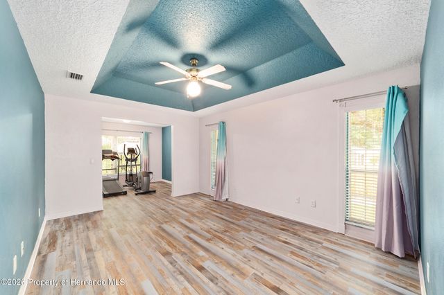 133 N McGowan Avenue, Crystal River, FL 34429