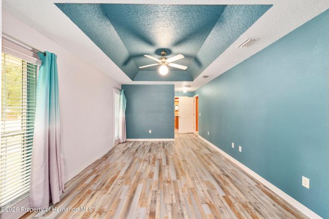 133 N McGowan Avenue, Crystal River, FL 34429