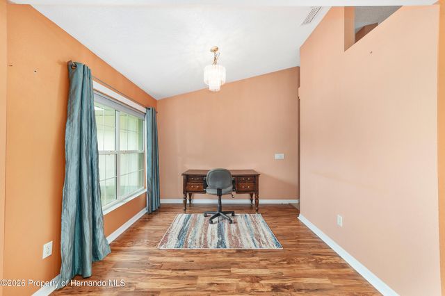 133 N McGowan Avenue, Crystal River, FL 34429