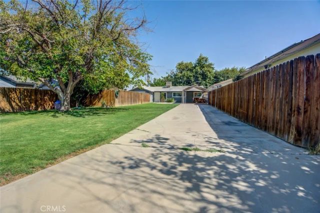 618 Woodrow Avenue, Bakersfield, CA 93308