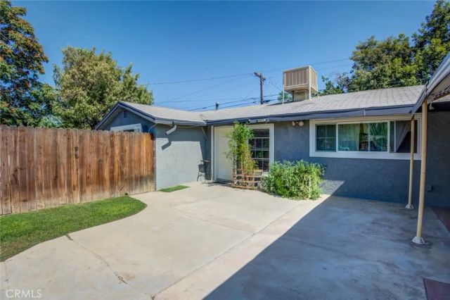 618 Woodrow Avenue, Bakersfield, CA 93308