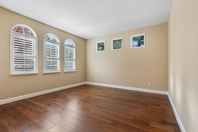 425 Crescent Dr, Roseville, CA 95678