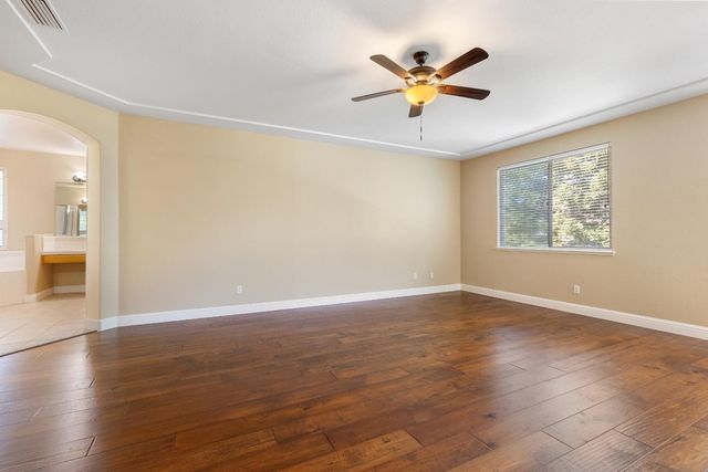 425 Crescent Dr, Roseville, CA 95678