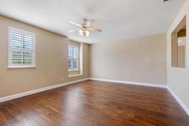 425 Crescent Dr, Roseville, CA 95678