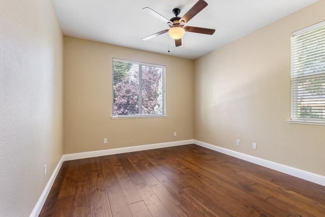 425 Crescent Dr, Roseville, CA 95678