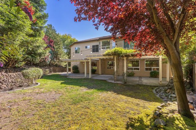 425 Crescent Dr, Roseville, CA 95678