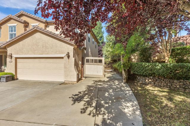 425 Crescent Dr, Roseville, CA 95678