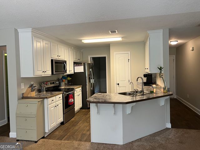 150 Paul Smith Rd, Hull, GA 30646