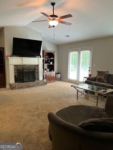150 Paul Smith Rd, Hull, GA 30646