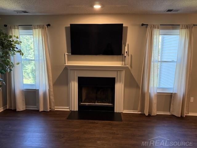 4984 Oak Hill Drive, Waterford, MI 48329