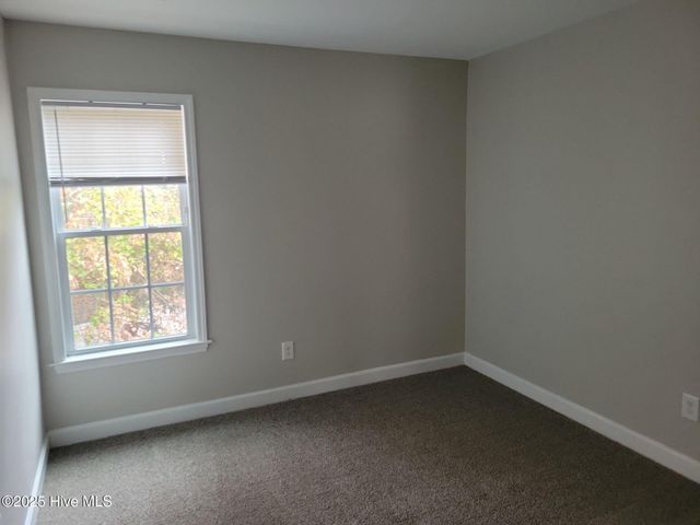 1513 Pine Brook Court A, Greenville, NC 27858