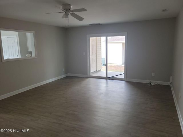 1513 Pine Brook Court A, Greenville, NC 27858