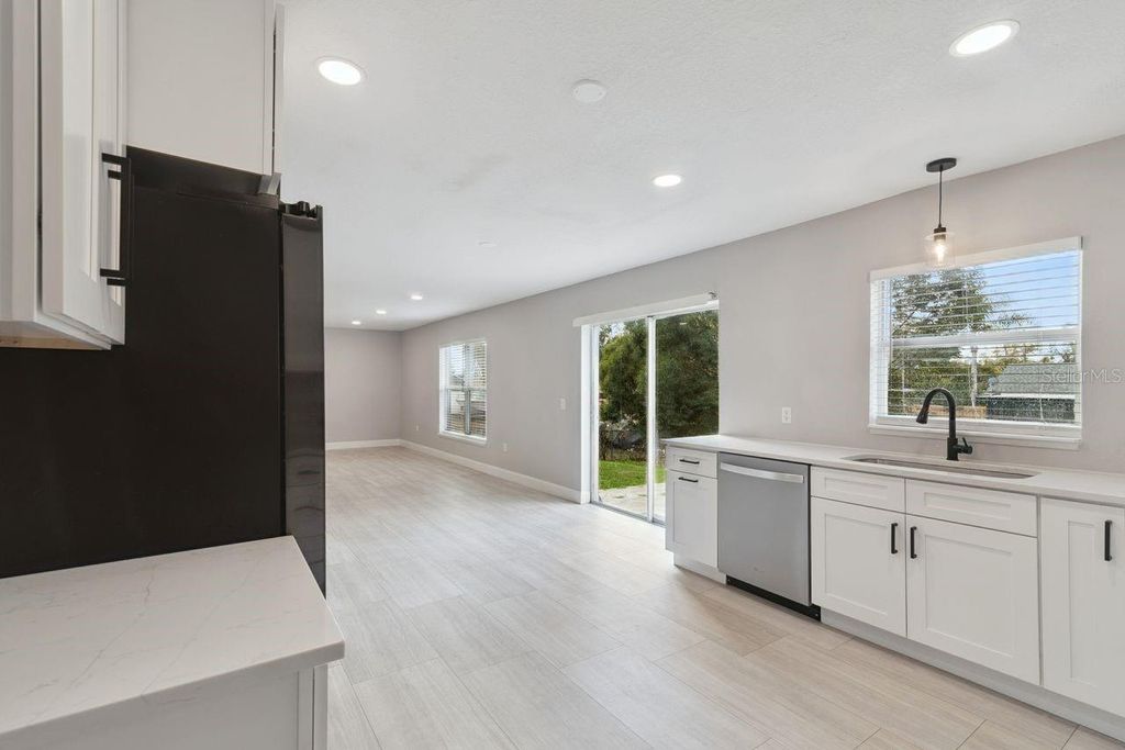 Image 15 of property listing at 2735 HOWLAND BOULEVARD, Deltona, FL 32725