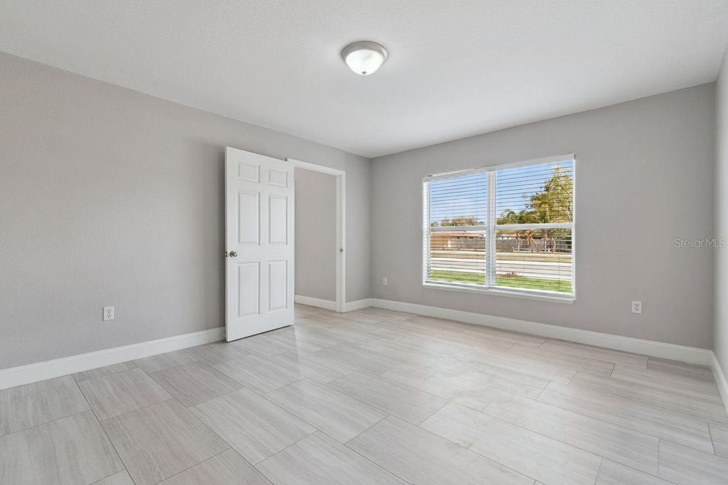 Image 25 of property listing at 2735 HOWLAND BOULEVARD, Deltona, FL 32725