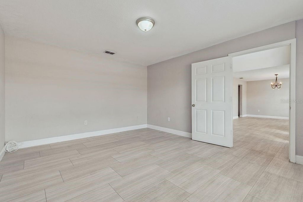 Image 28 of property listing at 2735 HOWLAND BOULEVARD, Deltona, FL 32725